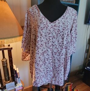 ANDRÉE By Unit Plus Size Flutter Sleeve Blouse